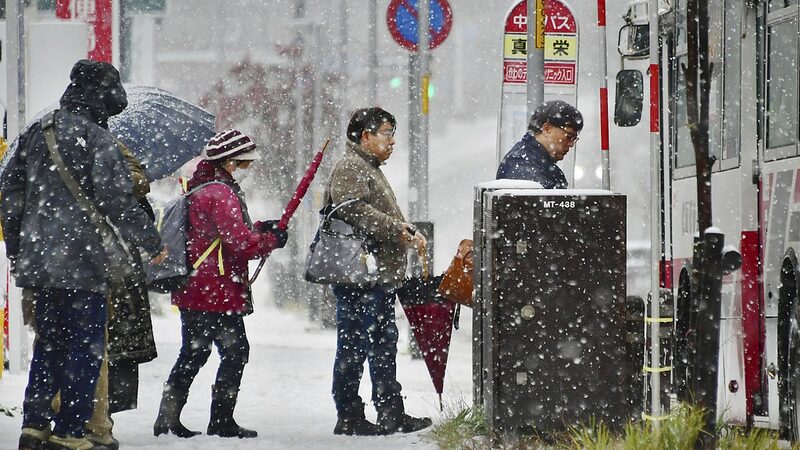 Heavy_Snow_Blankets_Western_Japan______poster - 🌍NewspaperAmigo – Your Global News Buddy 🗞️ Heavy_Snow_Blankets_Western_Japan_____ video poster