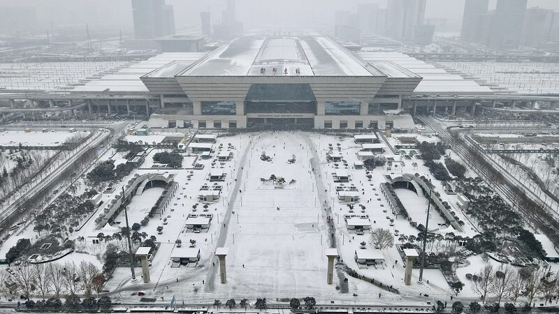 Henan_Battles_Heavy_Snow_with_Massive_Mobilization____