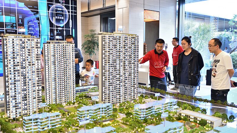 Home_Sales_Soar_in_the_Chinese_Mainland_During_National_Day_Holiday___