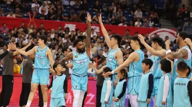 Hu_Shines_with_40_Points_as_Guangdong_Edges_Qingdao_in_CBA_Thriller___ - 🌍NewspaperAmigo – Your Global News Buddy 🗞️ Hu_Shines_with_40_Points_as_Guangdong_Edges_Qingdao_in_CBA_Thriller___