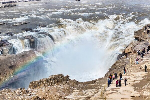 Hukou Waterfall: Nature’s Majestic Yellow Powerhouse πβ¨ Hukou_Waterfall__Nature_s_Majestic_Yellow_Powerhouse___
