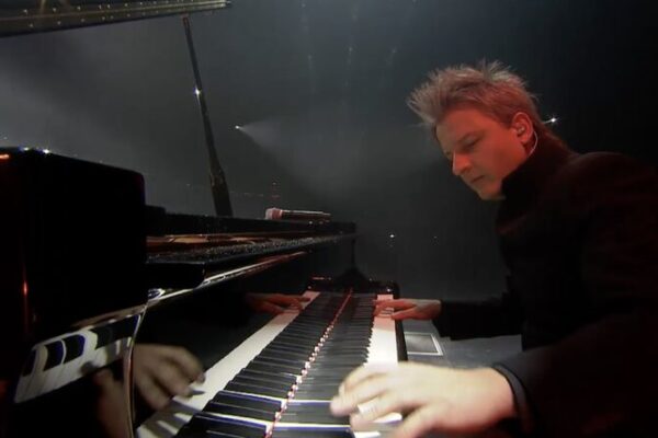 🎹 Hungarian Pianist Havasi Rocks Mid-Autumn Festival with Global Beats __Hungarian_Pianist_Havasi_Rocks_Mid_Autumn_Festival_with_Global_Beats video poster