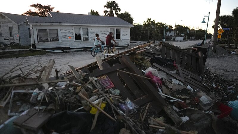 Hurricane_Milton_Hits_Florida_Farms_____ - 🌍NewspaperAmigo – Your Global News Buddy 🗞️ Hurricane_Milton_Hits_Florida_Farms_____