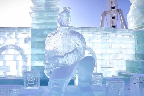 ❄️ Ice Terracotta Warriors Dazzle at Harbin Festival! ___Ice_Terracotta_Warriors_Dazzle_at_Harbin_Festival_ video poster