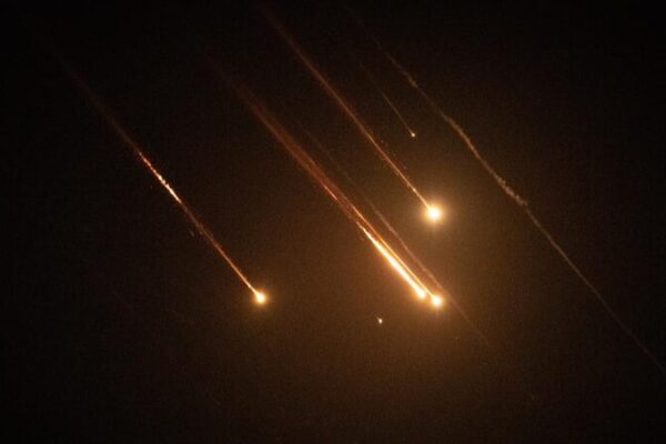 Iran’s Major Missile Attack on Israel Escalates Middle East Tensions 🚀🌍 Iran_s_Major_Missile_Attack_on_Israel_Escalates_Middle_East_Tensions___