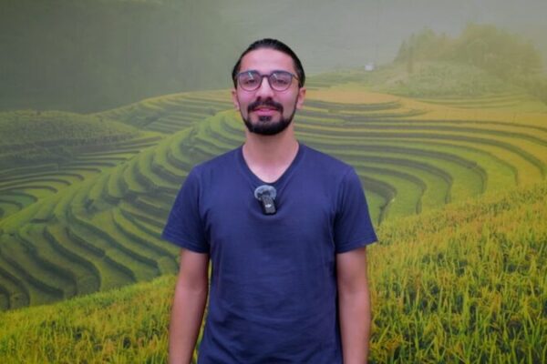 🌟 Iranian Student’s 2025 Vision: Bridging Iran-China Ties Through Culture __Iranian_Student_s_2025_Vision__Bridging_Iran_China_Ties_Through_Culture video poster