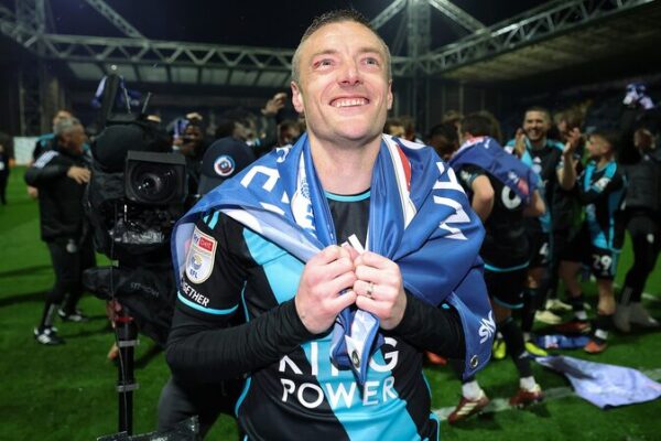 Jamie Vardy’s Heroics Seal Leicester City’s Championship Triumph 🏆⚽ Jamie_Vardy_s_Heroics_Seal_Leicester_City_s_Championship_Triumph___