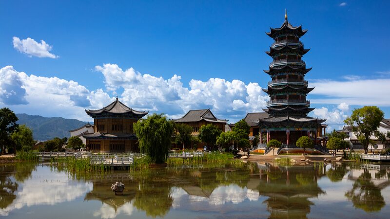 Jianchuan_Wood_Carving_Town__Where_Art_Meets_Nature____poster - 🌍NewspaperAmigo – Your Global News Buddy 🗞️ Jianchuan_Wood_Carving_Town__Where_Art_Meets_Nature___ video poster
