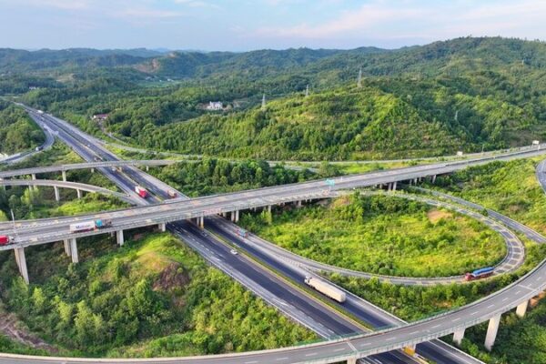 ๐ Jiangxi’s Road Revolution Fuels Rural Growth & Fresh Produce Boom ๐พ __Jiangxi_s_Road_Revolution_Fuels_Rural_Growth___Fresh_Produce_Boom__