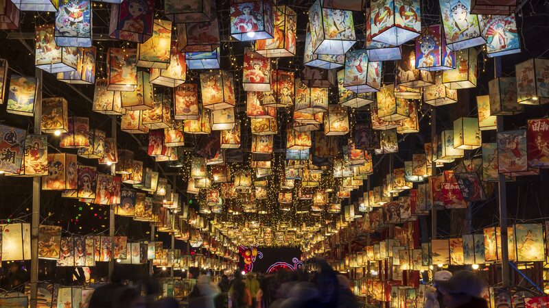 Jilin_Lantern_Fair_Lights_Up_Nights_with_Tech_Magic__ - 🌍NewspaperAmigo – Your Global News Buddy 🗞️ Jilin_Lantern_Fair_Lights_Up_Nights_with_Tech_Magic__