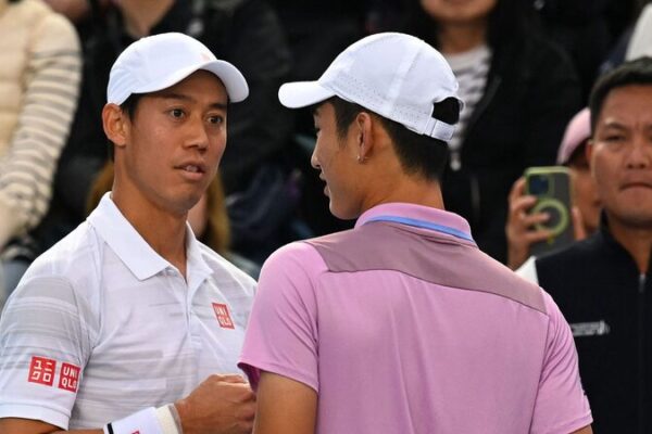 Kei Nishikori Advances to Hong Kong Open Final After Opponent Retires 🎾🔥 Kei_Nishikori_Advances_to_Hong_Kong_Open_Final_After_Opponent_Retires___