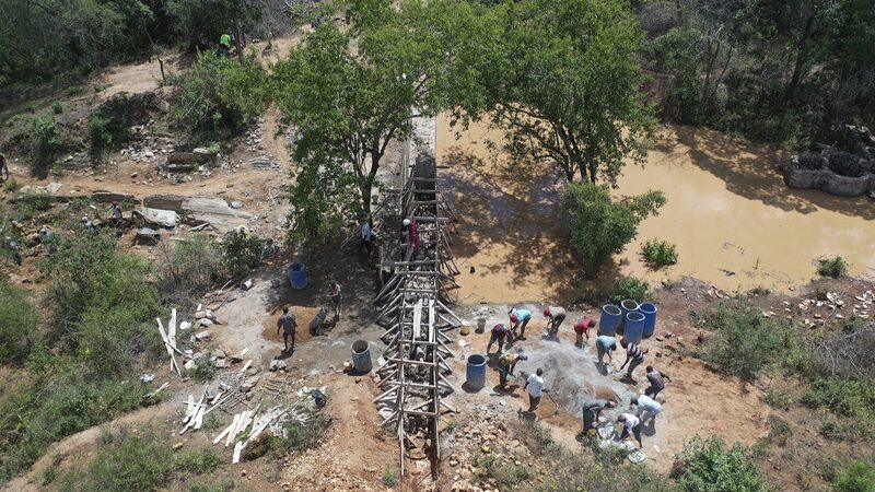 Kenya_Tackles_Climate_Crisis_with_Sustainable_Water_Solutions___ - 🌍NewspaperAmigo – Your Global News Buddy 🗞️ Kenya_Tackles_Climate_Crisis_with_Sustainable_Water_Solutions___
