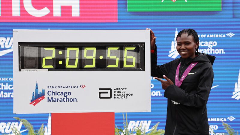 Kenya_s_Ruth_Chepngetich_Shatters_Women_s_Marathon_World_Record_____