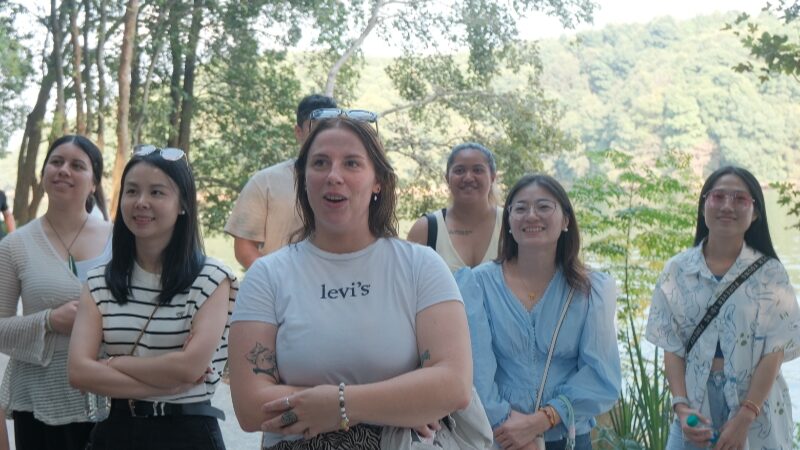 Kiwi___Jiangxi_Teens_Bond_Through_Cultural_Exchange___