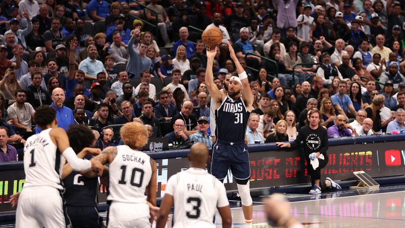 Klay Thompson Ignites Mavericks with Six Triples in Season Opener 🎯🔥 Klay_Thompson_Ignites_Mavericks_with_Six_Triples_in_Season_Opener___