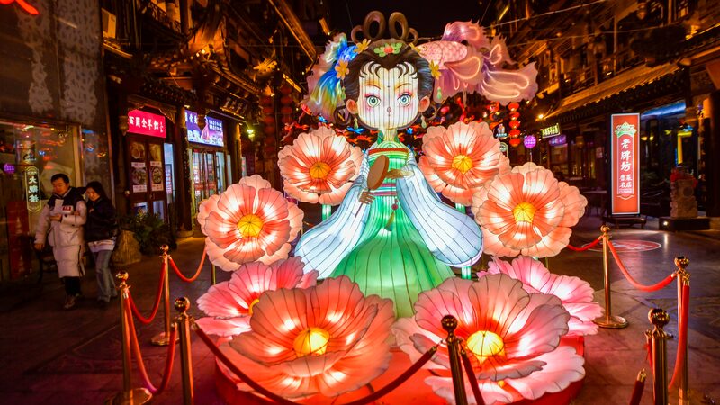 Lanterns_Light_Up_Jinan_for_Xiaonian_Festival___
