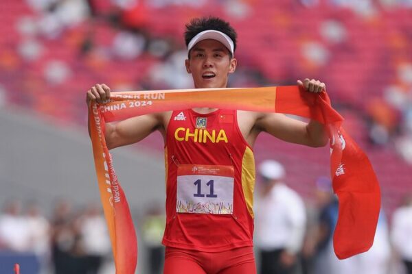 Luo Shuai Overcomes Frustration to Secure Paris 2024 Olympic Spot 🌟 Luo_Shuai_Overcomes_Frustration_to_Secure_Paris_2024_Olympic_Spot__