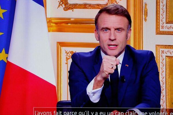 Macron Stands Firm Amid Crisis, Vows New PM Soon 🇫🇷 Macron_Stands_Firm_Amid_Crisis__Vows_New_PM_Soon___