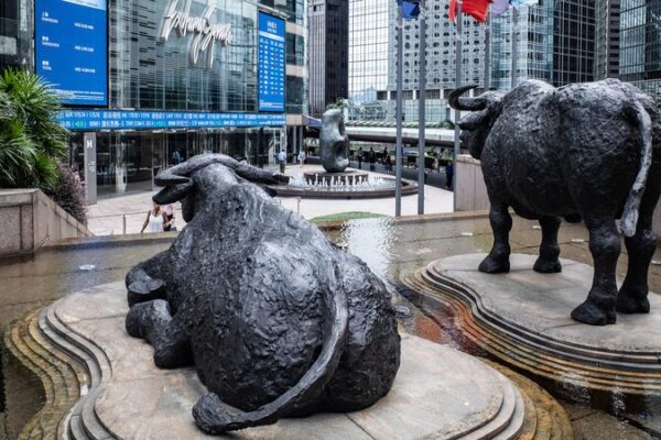 Mainland-HK ETF Expansion: A Game-Changer for Global Investors? 💹🌐 Mainland_HK_ETF_Expansion__A_Game_Changer_for_Global_Investors____