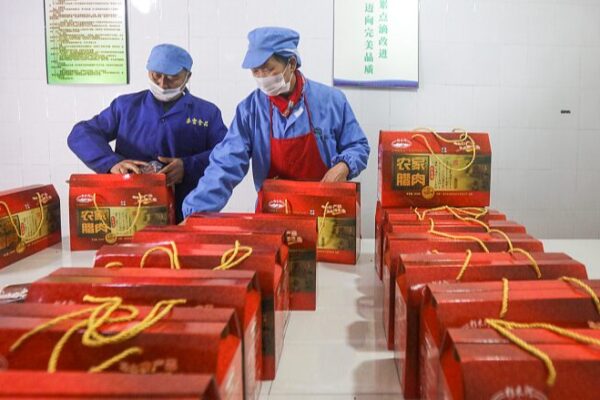 🍜🔥 Markets Bustle as Chinese New Year Fever Hits Guizhou! ___Markets_Bustle_as_Chinese_New_Year_Fever_Hits_Guizhou_