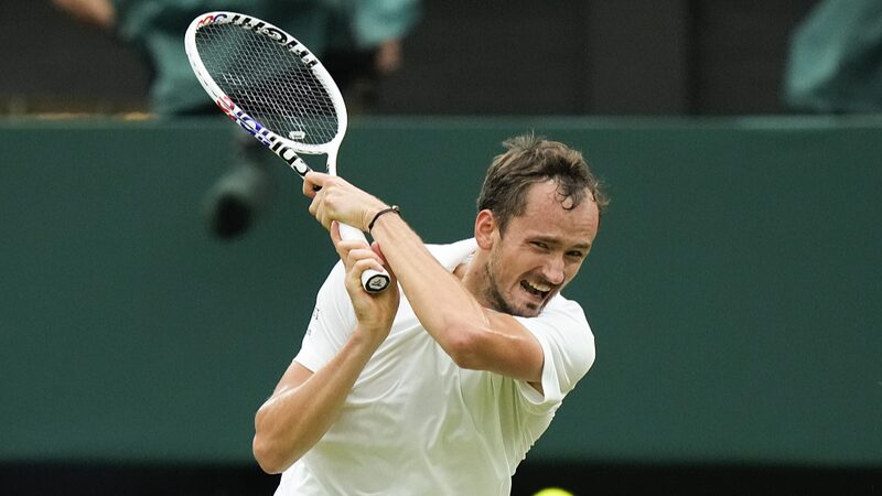 Medvedev_Triumphs_in_Epic_Five_Set_Thriller_to_Reach_Wimbledon_Semis___