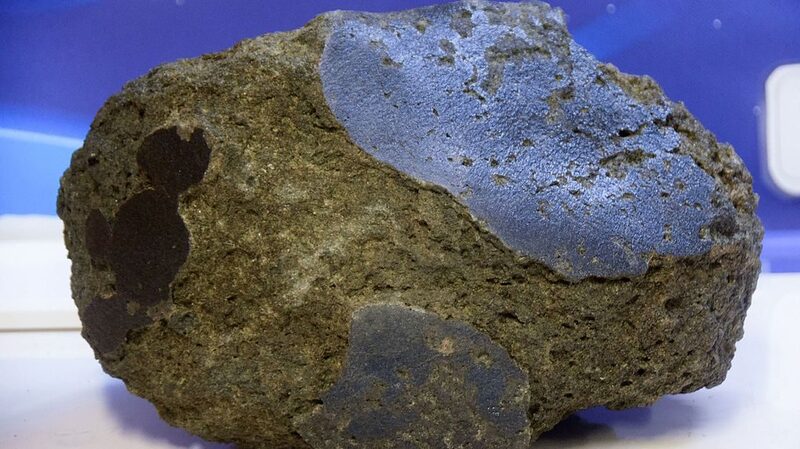 Meteorite_Mystery_Solved____70__of_Earth_s_Space_Rocks_Traced_to_3_Asteroid_Families - 🌍NewspaperAmigo – Your Global News Buddy 🗞️ Meteorite_Mystery_Solved____70__of_Earth_s_Space_Rocks_Traced_to_3_Asteroid_Families