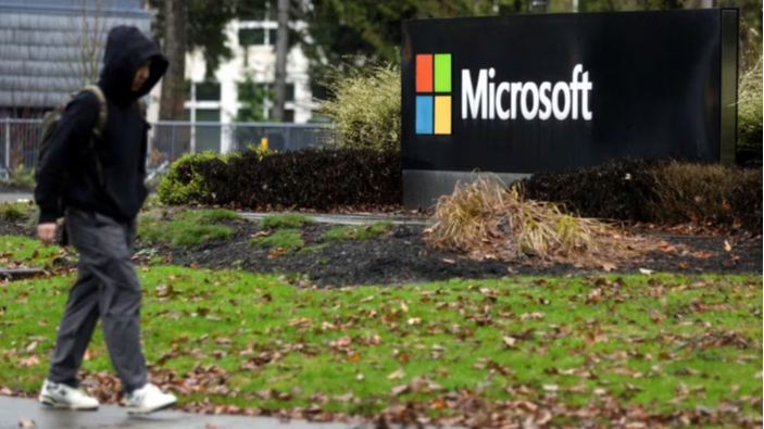 Microsoft_s_AI_Boom_Fuels_Record_Revenue_Surge___