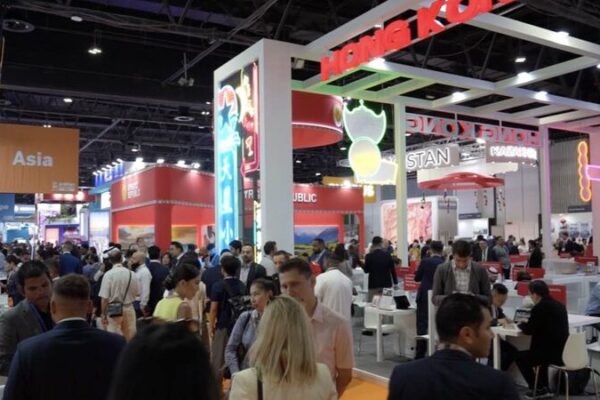 🚀 Middle East Tourism Soars: 22% Growth Defies Geopolitical Challenges 🌍✈️ __Middle_East_Tourism_Soars__22__Growth_Defies_Geopolitical_Challenges____
