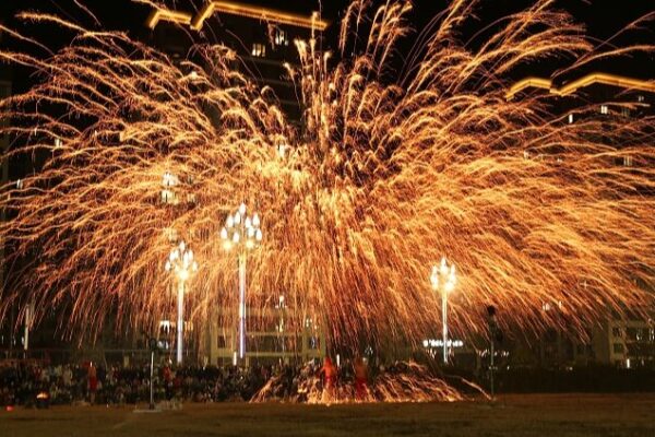 __Molten_Iron_Sparks_Magic_at_China_s_1_000_Year_Old_Festival__