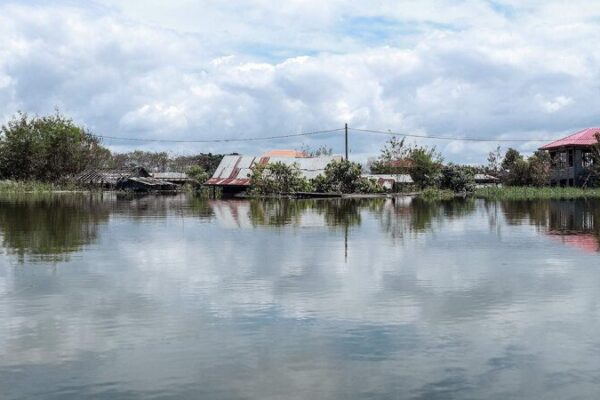 Myanmar Floods Leave 300 Dead, Dozens Missing 🌊💔 Myanmar_Floods_Leave_300_Dead__Dozens_Missing___
