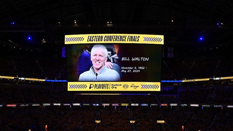 NBA_Legend_Bill_Walton_Passes_Away_at_71___ - 🌍NewspaperAmigo – Your Global News Buddy 🗞️ NBA_Legend_Bill_Walton_Passes_Away_at_71___