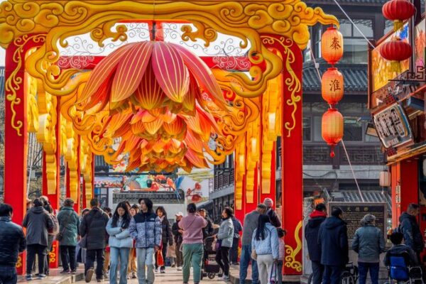 🎉 Nanjing’s Confucius Temple Lights Up for Year of the Snake! __Nanjing_s_Confucius_Temple_Lights_Up_for_Year_of_the_Snake_
