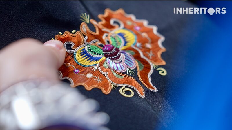 Nature_s_Threads__How_Miao_Embroidery_Weaves_Culture___Environment___ - 🌍NewspaperAmigo – Your Global News Buddy 🗞️ Nature_s_Threads__How_Miao_Embroidery_Weaves_Culture___Environment___
