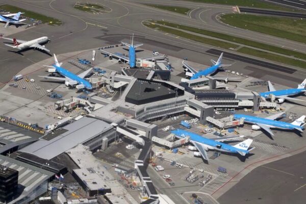 Netherlands to Ban Loudest Night Flights at Schiphol by 2025 ✈️🌙 Netherlands_to_Ban_Loudest_Night_Flights_at_Schiphol_by_2025____