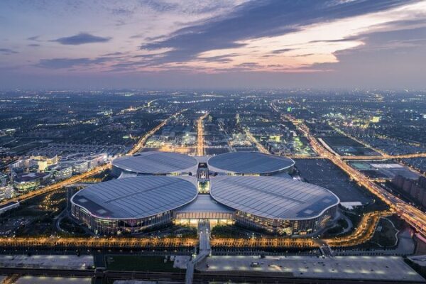 Nikon Highlights CIIE’s Role in China’s Global Openness 🌏📸 Nikon_Highlights_CIIE_s_Role_in_China_s_Global_Openness___ video poster