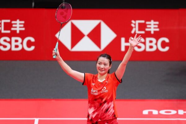 Olympic Champ Huang Yaqiong Bids Farewell to National Badminton Team 🏸👋 Olympic_Champ_Huang_Yaqiong_Bids_Farewell_to_National_Badminton_Team___