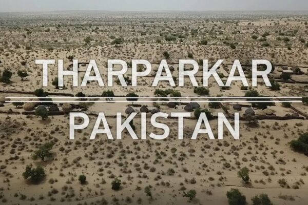Pakistan’s Desert Trailblazer: One Woman Driving Change 🌟🚚 Pakistan_s_Desert_Trailblazer__One_Woman_Driving_Change___ video poster