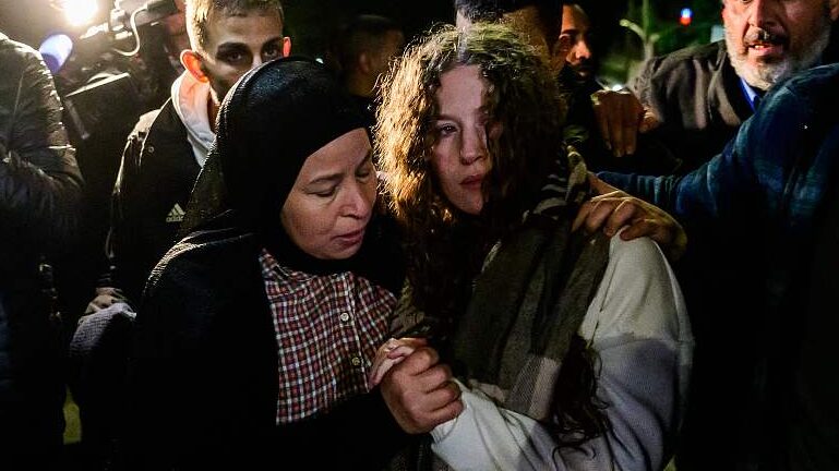 Palestine-Israel Truce Extended for 7th Day Amid Hostage Releases Palestine_Israel_Truce_Extended_for_7th_Day_Amid_Hostage_Releases video poster