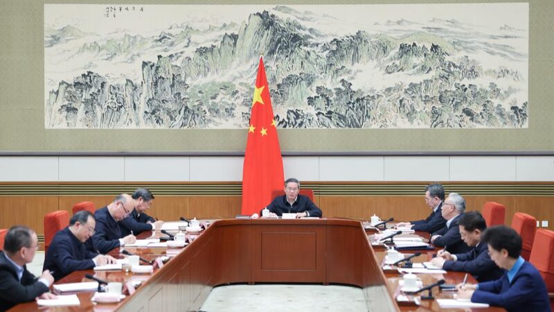 Premier_Li_Qiang_Pushes_for_a_Unified_National_Market_to_Boost_China_s_Growth__ - 🌍NewspaperAmigo – Your Global News Buddy 🗞️ Premier_Li_Qiang_Pushes_for_a_Unified_National_Market_to_Boost_China_s_Growth__