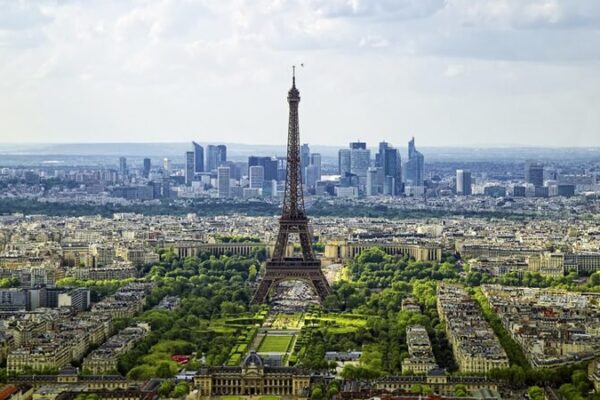 President Xi Jinping Begins European Tour with Paris Arrival President_Xi_Jinping_Begins_European_Tour_with_Paris_Arrival video poster