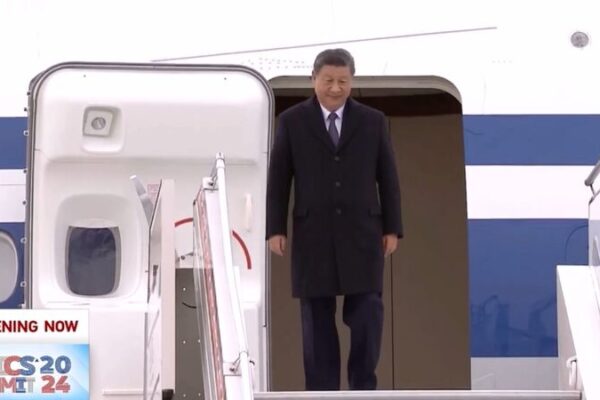 President Xi Joins BRICS Summit in Russia ๐โ๏ธ President_Xi_Joins_BRICS_Summit_in_Russia____ video poster
