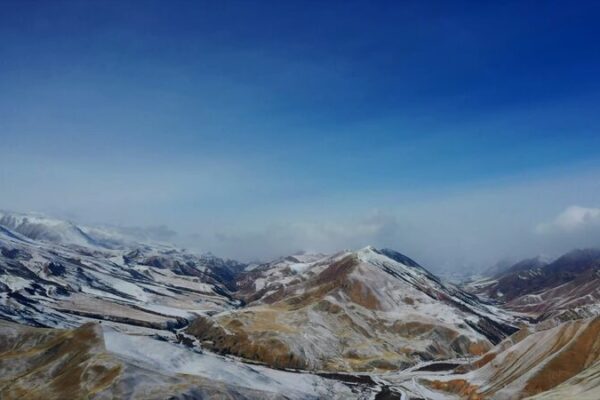 Qilian_Mountain__The_Tiny_Wetlands_Fueling_a_Wildlife_Paradise___poster - 🌍NewspaperAmigo – Your Global News Buddy 🗞️ __Qilian_Mountain__The_Tiny_Wetlands_Fueling_a_Wildlife_Paradise__ video poster