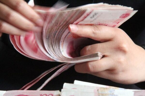 🌐 RMB Goes Global: China’s Currency Gains Traction Worldwide ✨ __RMB_Goes_Global__China_s_Currency_Gains_Traction_Worldwide__