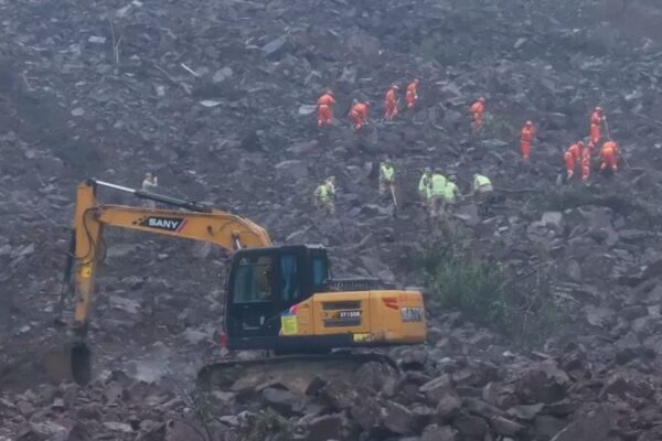 Rescue Efforts Underway After Landslide Strikes SW of the Chinese mainland’s Sichuan Province Rescue_Efforts_Underway_After_Landslide_Strikes_SW_of_the_Chinese_mainland_s_Sichuan_Province video poster