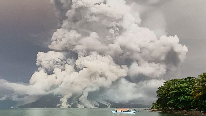 Ruang Volcano Erupts, Tsunami Alert Issued 🌋💥 Ruang_Volcano_Erupts__Tsunami_Alert_Issued___
