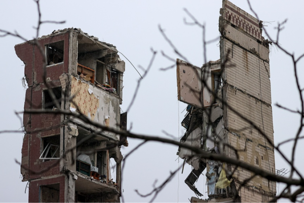 Russia-Ukraine Conflict Spurs Global Economic Shake-Up 🌍💸 Russia_Ukraine_Conflict_Spurs_Global_Economic_Shake_Up___