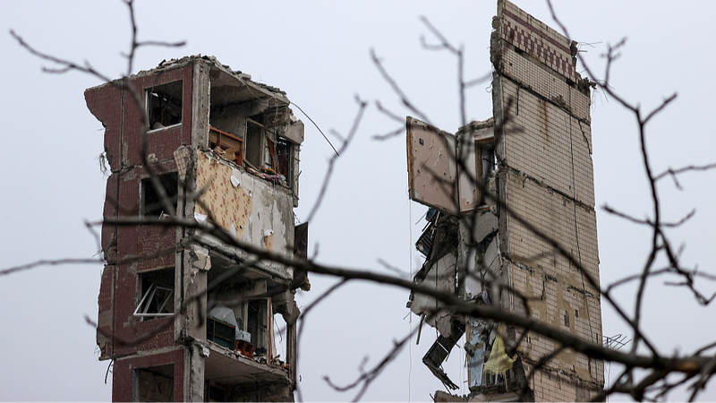 Russia_Ukraine_Conflict_Spurs_Global_Economic_Shake_Up___ - 🌍NewspaperAmigo – Your Global News Buddy 🗞️ Russia_Ukraine_Conflict_Spurs_Global_Economic_Shake_Up___