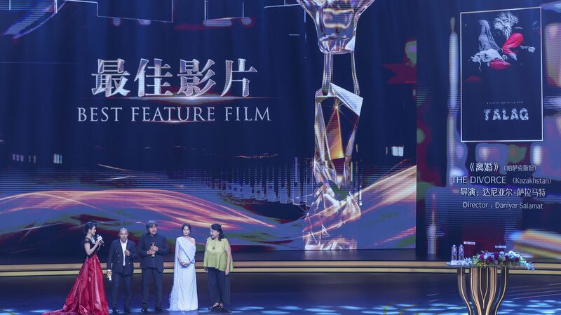 Shanghai_Film_Fest_Crowns_Global_Winners___ - 🌍NewspaperAmigo – Your Global News Buddy 🗞️ Shanghai_Film_Fest_Crowns_Global_Winners___