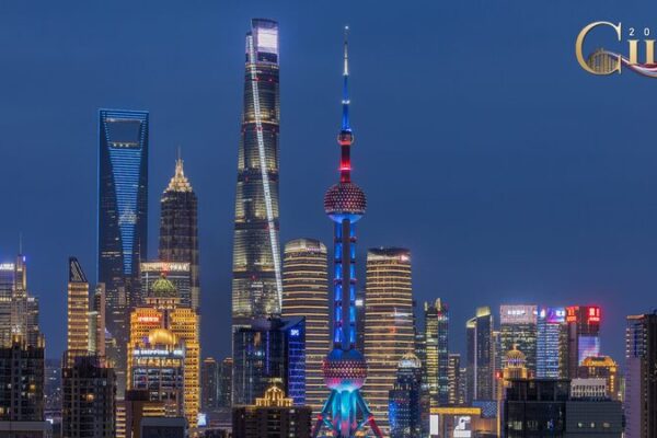 Shanghai’s Neon Nights: CIIE Wraps Up with a Bang ✨🌃 Shanghai_s_Neon_Nights__CIIE_Wraps_Up_with_a_Bang___ video poster