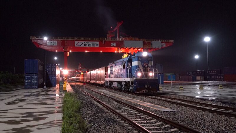 Shenzhen_Sees_34__Boost_in_China_Europe_Freight_Trains___